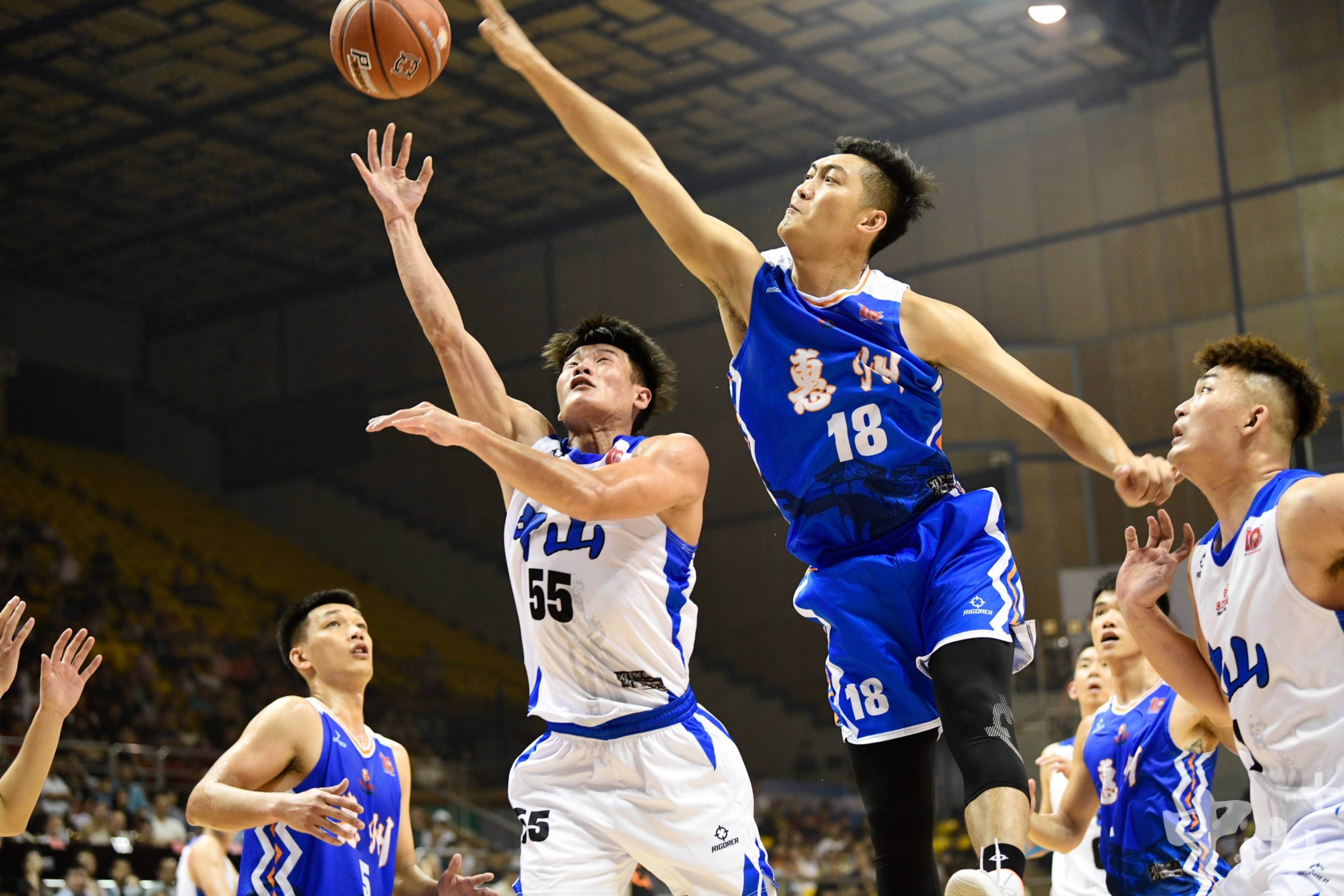 LeyuCBA季后赛转会期再迎强敌；尼斯外线爆发；主帅态度：底气十足；细节决定成败的简单介绍